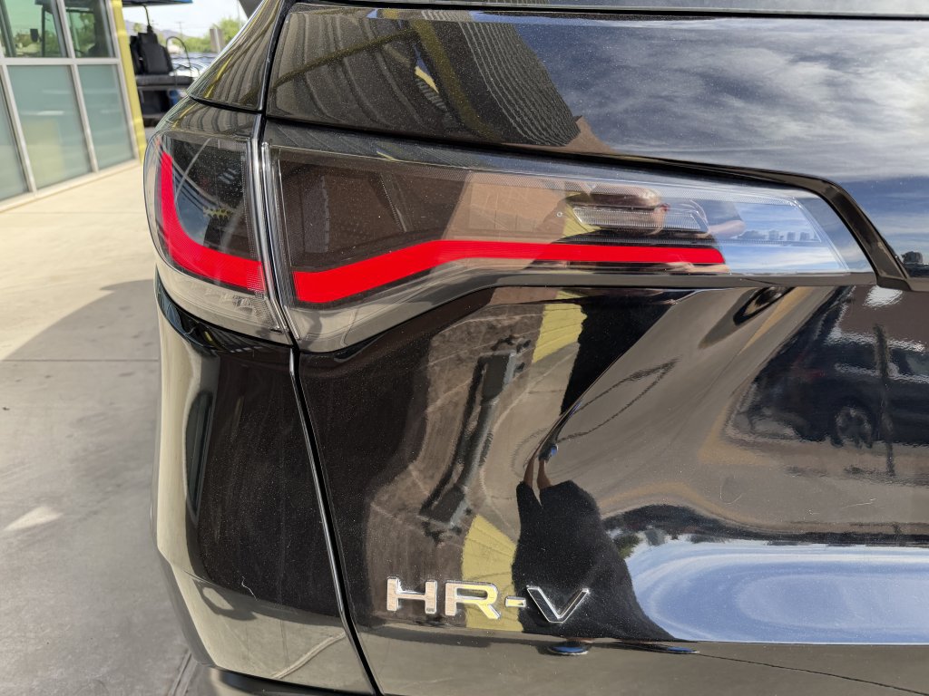 Used 2024 Honda HR-V LX image 14