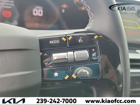 New 2026 Kia Sorento EX AWD/4WD image 31