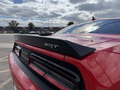 Used 2016 Dodge Challenger SRT Hellcat image 8