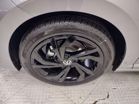 New 2026 Volkswagen Jetta SE FWD image 5