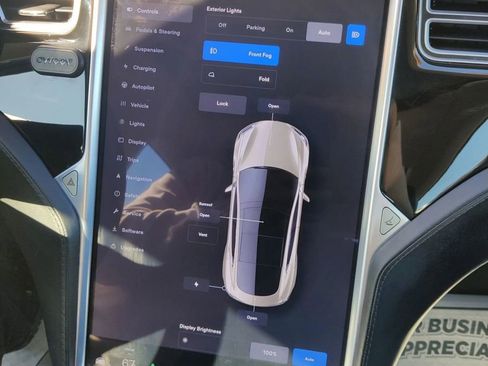 Used 2015 Tesla Model S 85D image 39