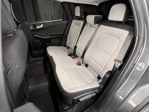 Used 2025 Ford Escape Active w/ Active Premium Tech Pack image 12