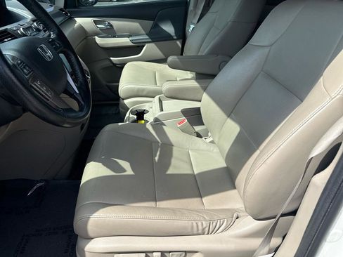 Used 2016 Honda Odyssey Touring image 12