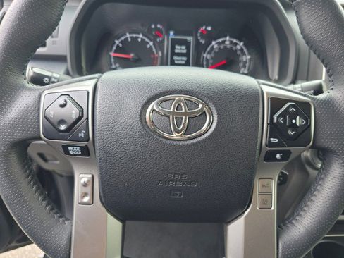 Used 2024 Toyota 4Runner SR5 image 27