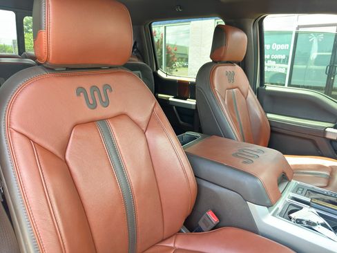 Used 2018 Ford F150 King Ranch w/ Equipment Group 601A Luxury AWD/4WD image 14