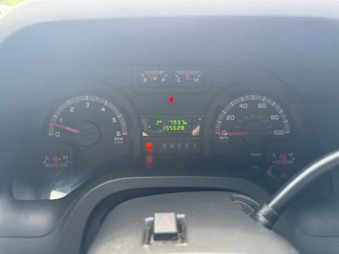 Used 2014 Ford E-250 and Econoline 250 image 12