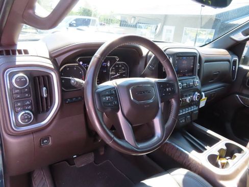 Used 2021 GMC Sierra 3500 Denali w/ Denali Ultimate Package AWD/4WD image 35