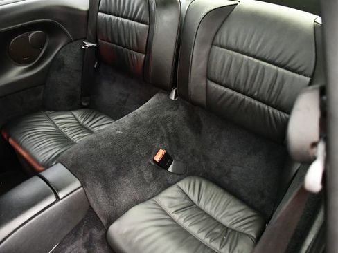 Used 2003 Porsche 911 Turbo image 31