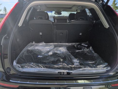 New 2026 Volvo XC60 B5 Ultra w/ Protection Package Premier image 26