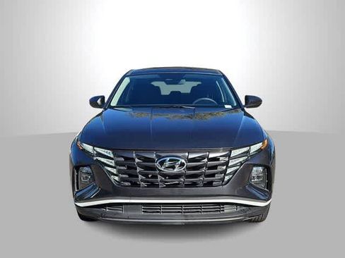 Certified 2023 Hyundai Tucson SE image 3