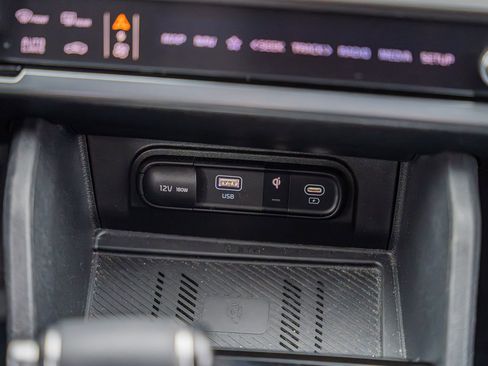 Used 2023 Kia Sportage EX image 36