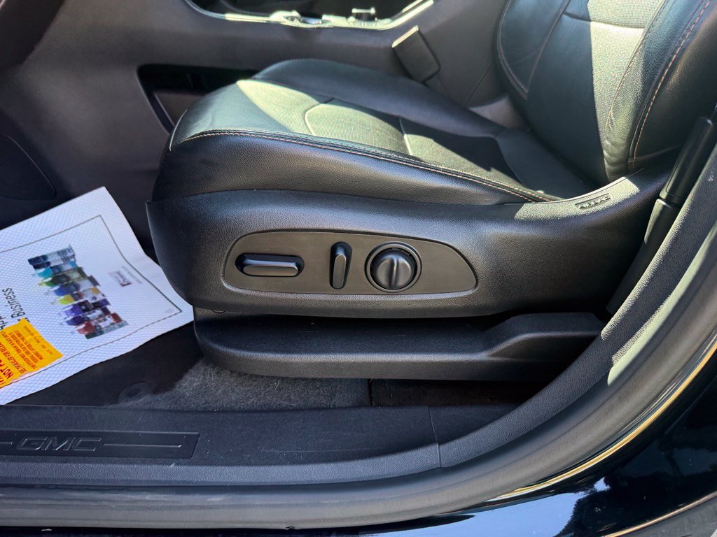 Used 2020 GMC Terrain SLT FWD image 26