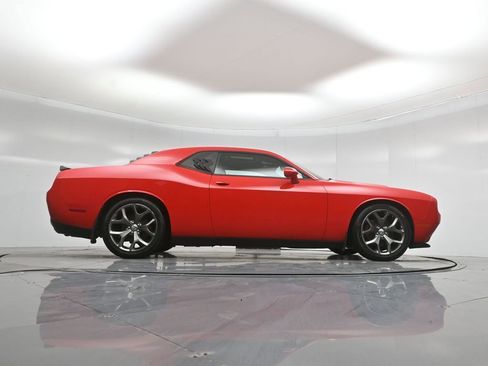 Used 2016 Dodge Challenger SXT Plus RWD image 43