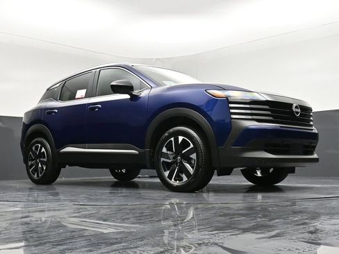 New 2026 Nissan Kicks SV w/ SV Premium Package AWD/4WD image 27
