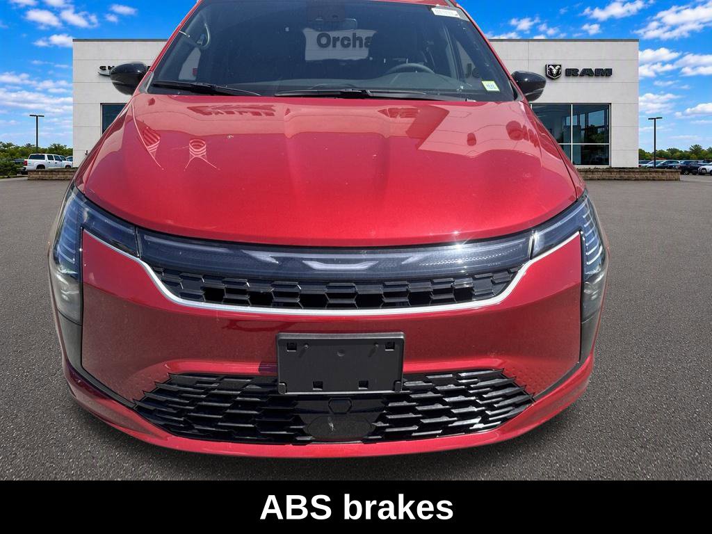 New 2027 Chrysler Pacifica Select FWD image 11