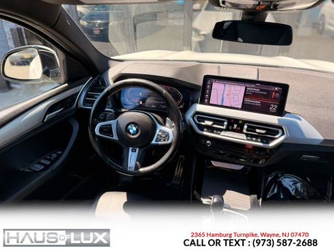 Used 2023 BMW X4 xDrive30i w/ M Sport Package image 25