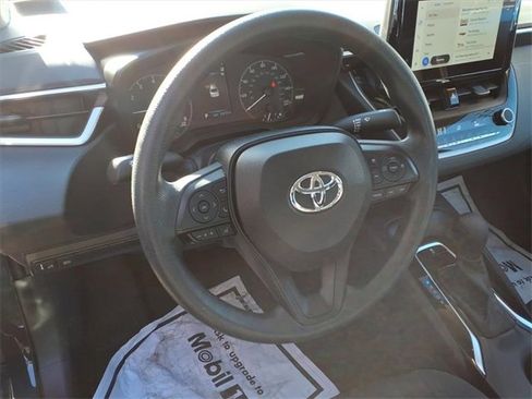 Used 2023 Toyota Corolla LE image 11