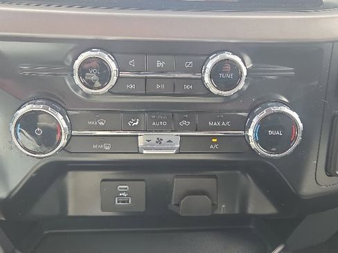 Used 2024 Ford F150 XLT AWD/4WD image 29
