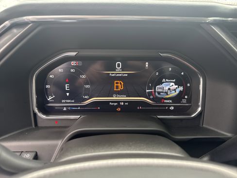 Used 2025 GMC Sierra 2500 Denali Ultimate image 19