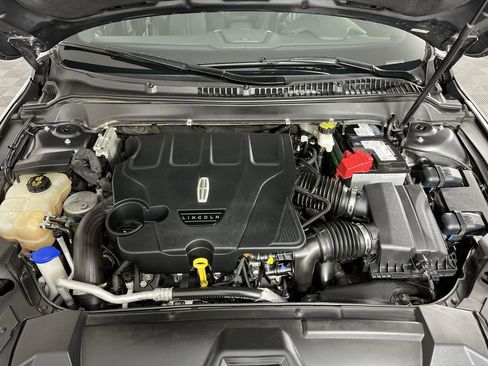 Used 2020 Lincoln MKZ Reserve w/ Luxury Package FWD image 26