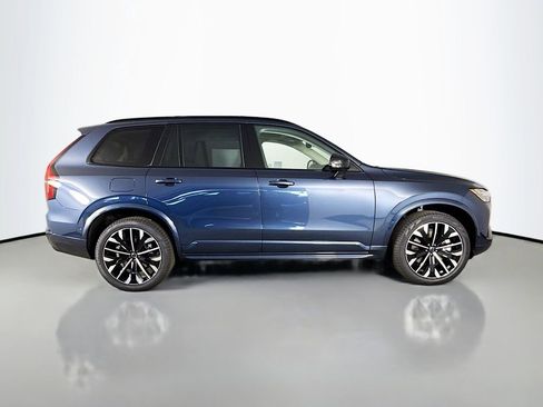 New 2026 Volvo XC90 T8 Ultra w/ Lounge Package AWD/4WD image 8