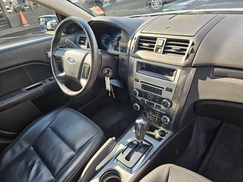 Used 2012 Ford Fusion SEL image 10