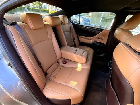 Used 2020 Lexus ES 350 w/ Premium Package image 20