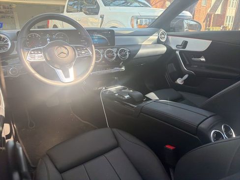 Used 2023 Mercedes-Benz CLA 250 image 18
