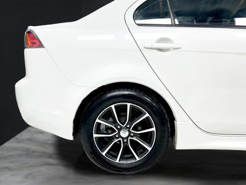 Used 2017 Mitsubishi Lancer ES FWD image 35