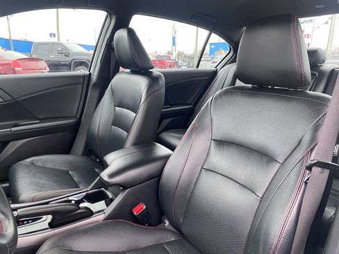 Certified 2017 Honda Accord Sport Special Edition image 9