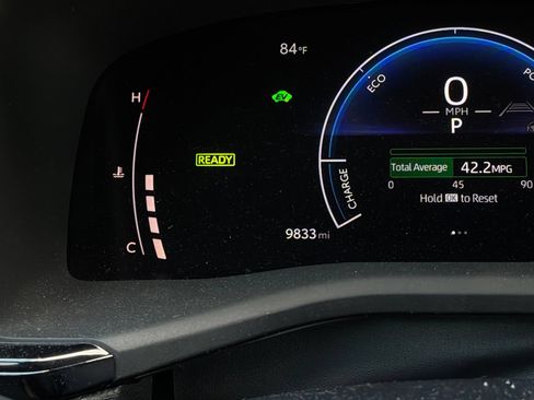 Used 2026 Toyota Camry LE FWD image 40