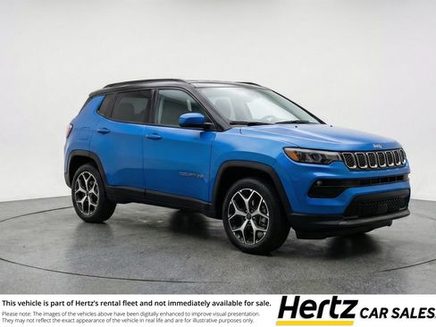 Used 2025 Jeep Compass Limited AWD/4WD image 1
