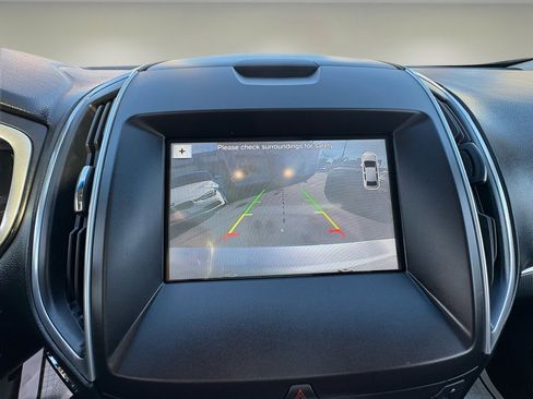 Used 2017 Ford Edge Titanium w/ Equipment Group 301A image 21