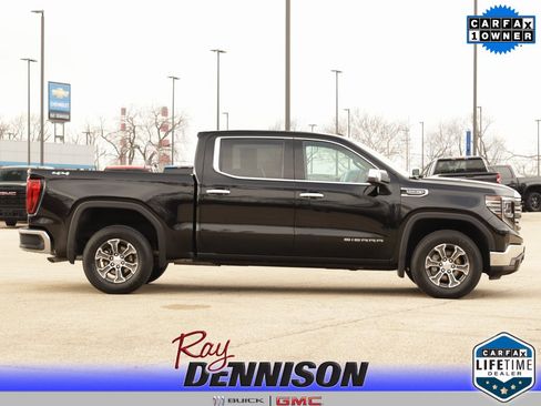 Used 2025 GMC Sierra 1500 SLT image 8