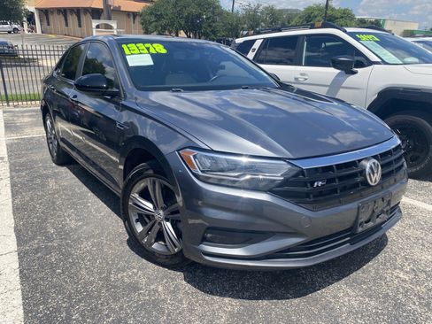 Used 2019 Volkswagen Jetta R-Line FWD image 6