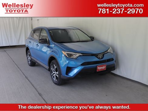 Used 2018 Toyota RAV4 LE w/ All Weather Liner Package AWD/4WD image 1