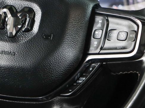 Used 2022 RAM 1500 Limited AWD/4WD image 16