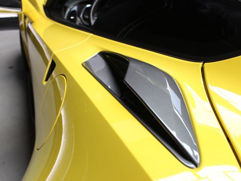 Used 2016 Chevrolet Corvette Z06 w/ 3LZ Preferred Equipment Group image 13