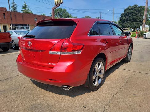 Used 2012 Toyota Venza LE w/ LE Convenience Pkg AWD/4WD image 7