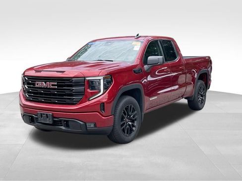 Used 2023 GMC Sierra 1500 Elevation AWD/4WD image 2