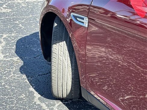 Used 2015 Ford Taurus SEL w/ Equipment Group 201A image 45