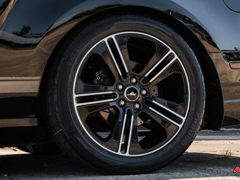 Used 2014 Ford Mustang GT Premium w/ Equipment Group 402A image 40