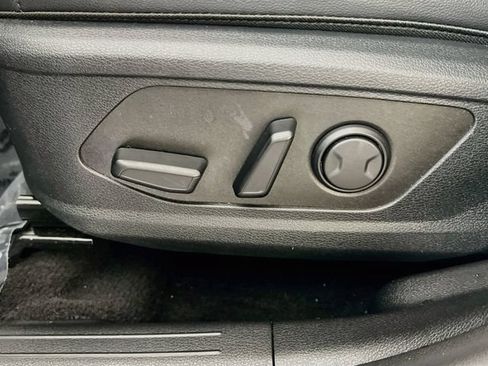 Used 2024 Kia Sportage SX FWD image 13