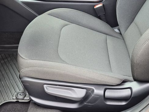 New 2026 Kia K4 FWD image 19