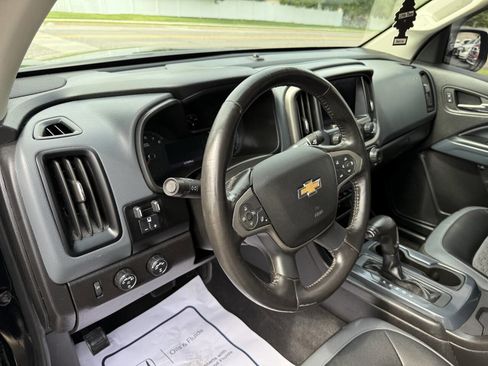 Used 2020 Chevrolet Colorado Z71 AWD/4WD image 18