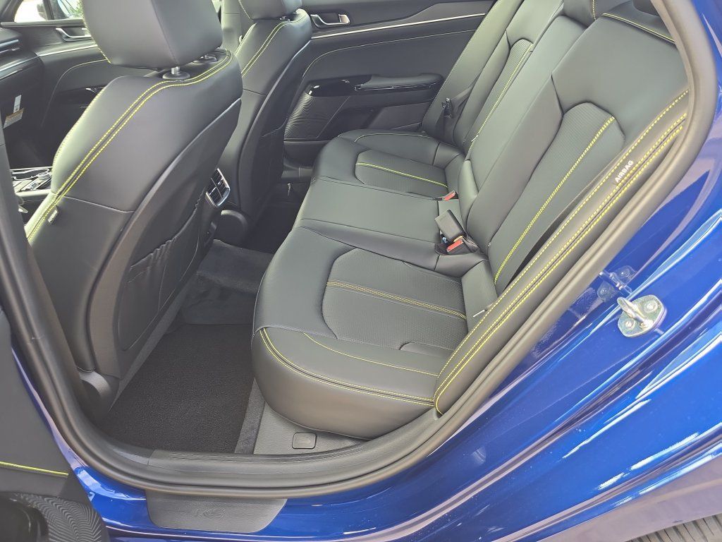 New 2027 Kia K5 GT FWD image 16