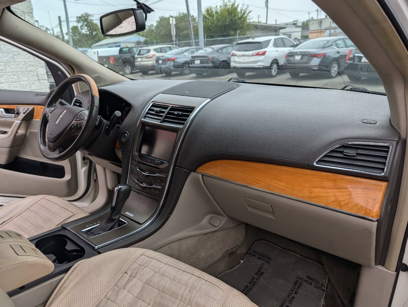 Used 2013 Lincoln MKX AWD image 13