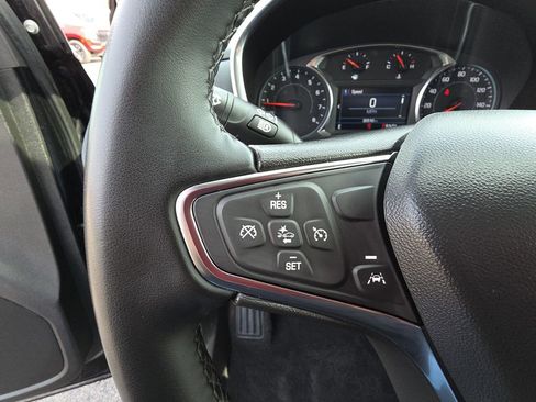 Used 2024 Chevrolet Equinox LT image 18