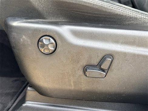 Used 2018 Dodge Durango GT image 25