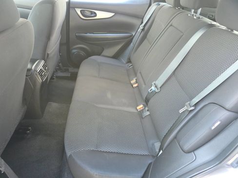 Used 2022 Nissan Rogue Sport S FWD image 35